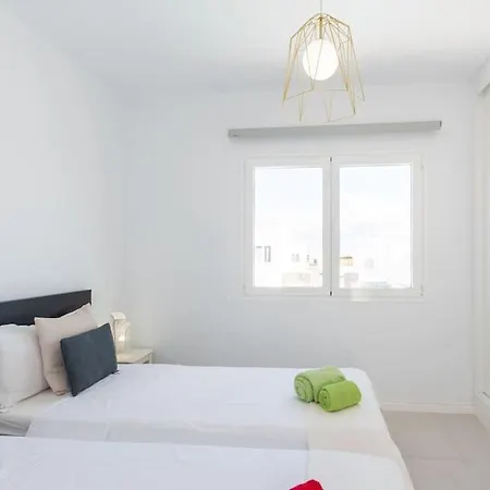 Casa Lolalo - Modern With Pool, 15min Walk To Marina Rubicon פלאיה בלנקה