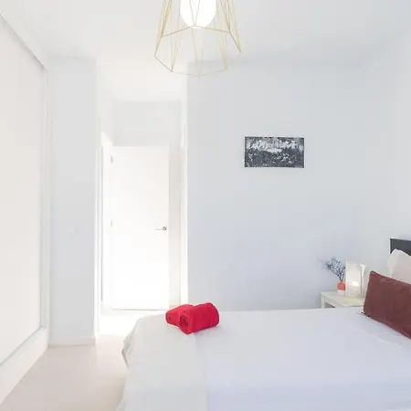 Casa Lolalo - Modern With Pool, 15min Walk To Marina Rubicon בית נופש פלאיה בלנקה