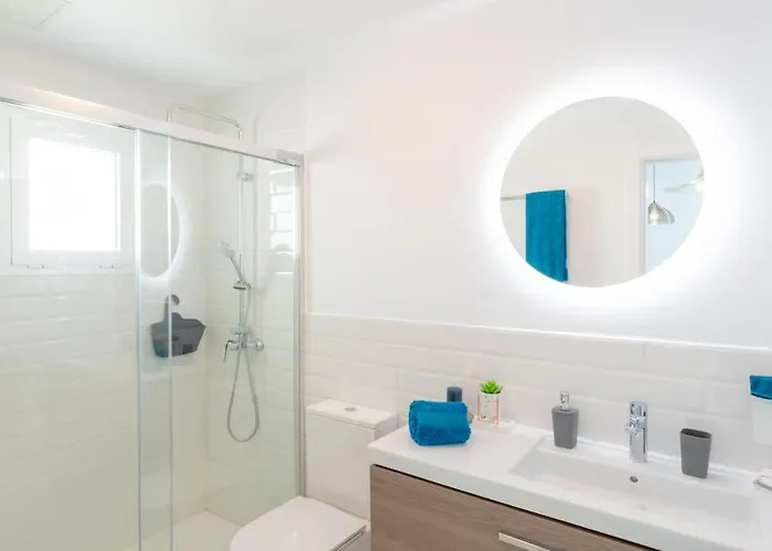 Casa Lolalo - Modern With Pool, 15min Walk To Marina Rubicon