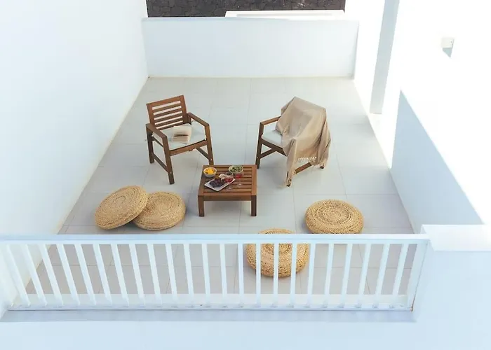 Casa Lolalo - Modern With Pool, 15min Walk To Marina Rubicon *