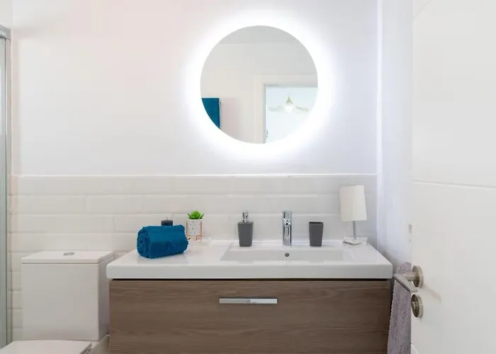 Casa Lolalo - Modern With Pool, 15min Walk To Marina Rubicon *