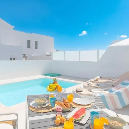 Casa Lolalo - Modern With Pool, 15min Walk To Marina Rubicon *