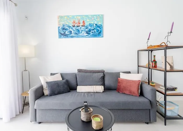 Σπίτι διακοπών Casa Lolalo - Modern With Pool, 15min Walk To Marina Rubicon *