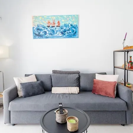 בית נופש Casa Lolalo - Modern With Pool, 15min Walk To Marina Rubicon *